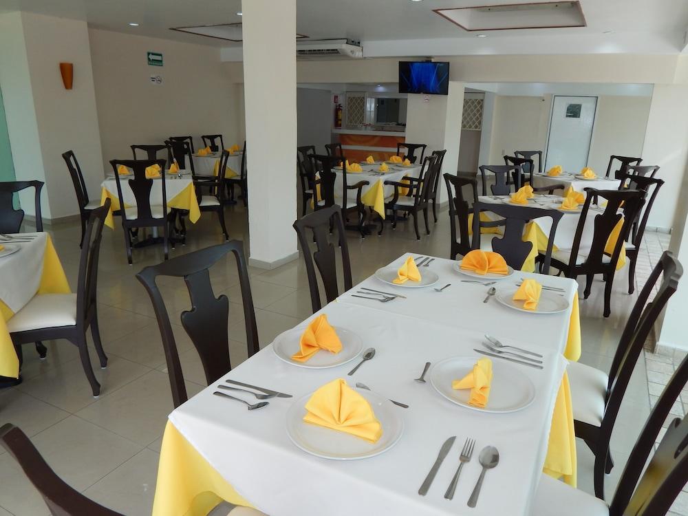 Hotel Gran Minatitlan Plaza Exterior foto