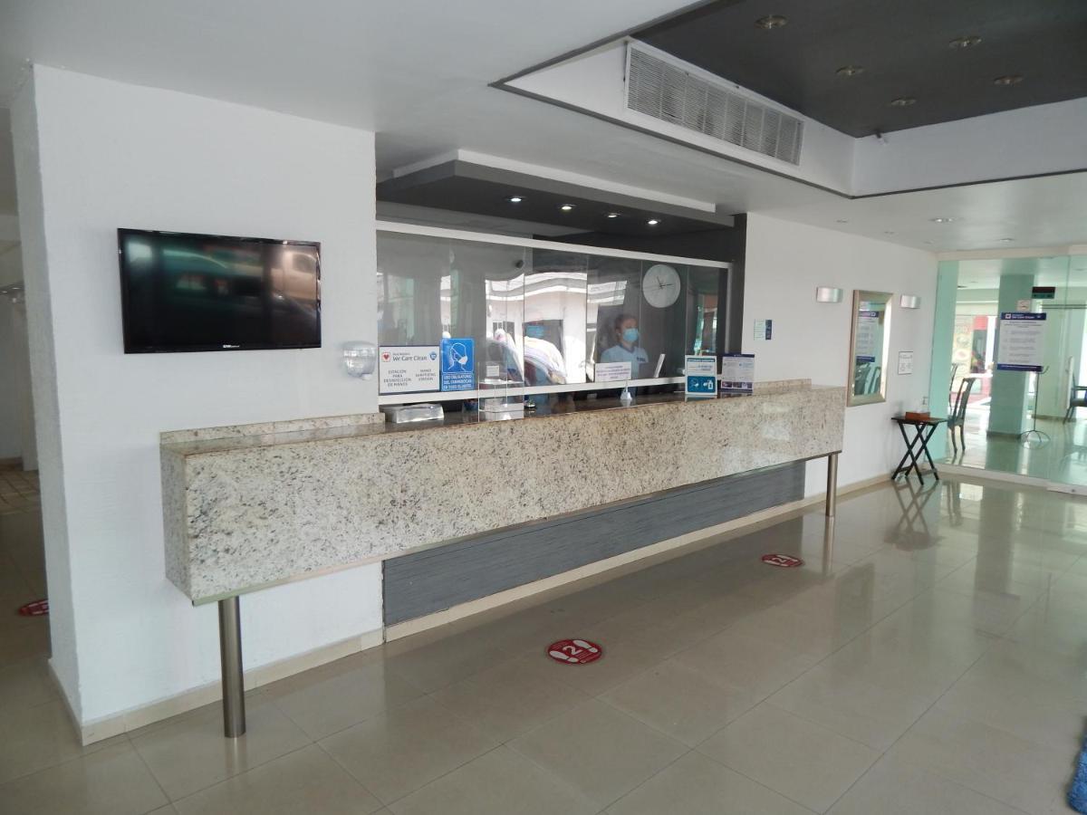 Hotel Gran Minatitlan Plaza Exterior foto