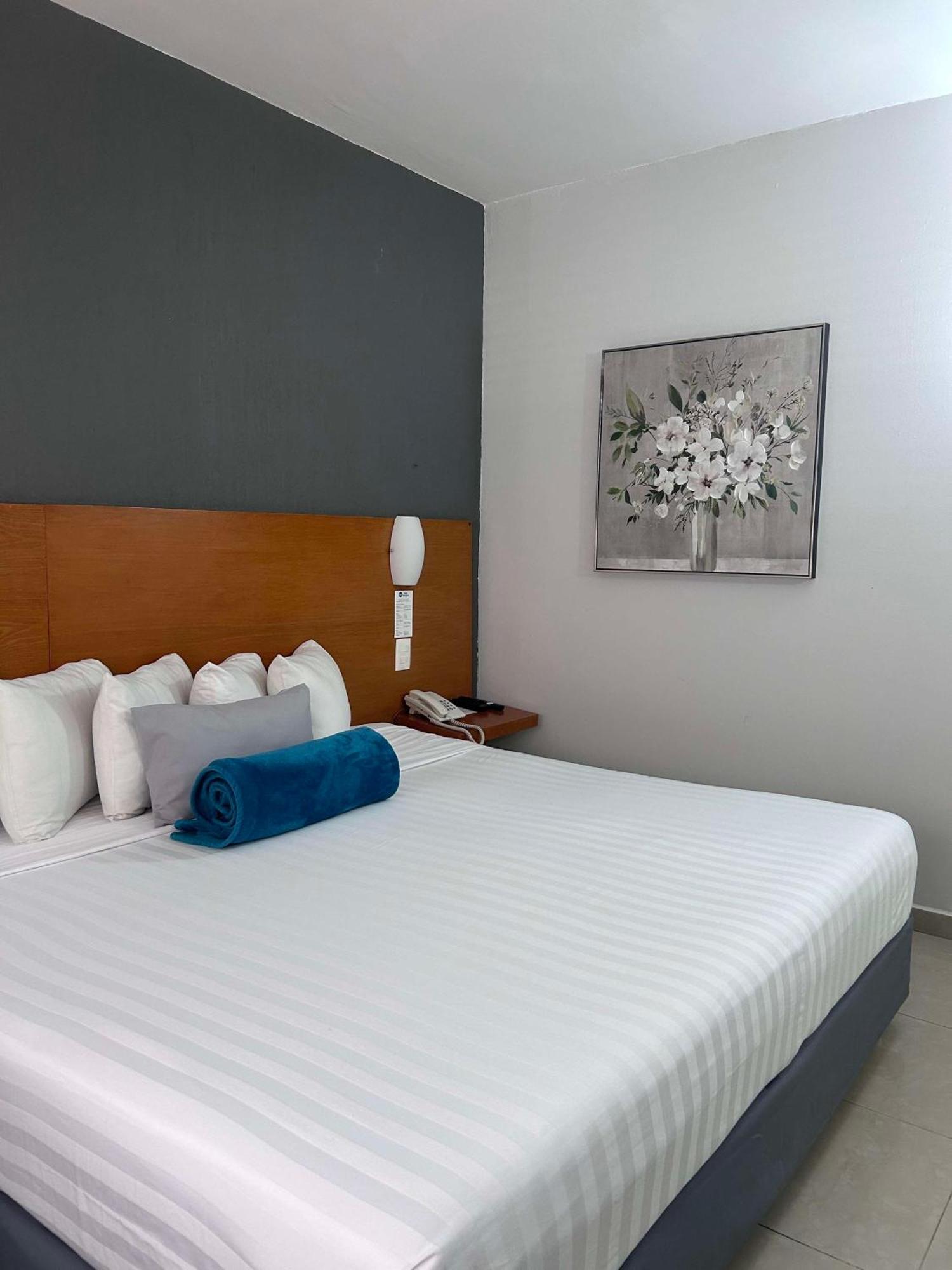 Hotel Gran Minatitlan Plaza Exterior foto